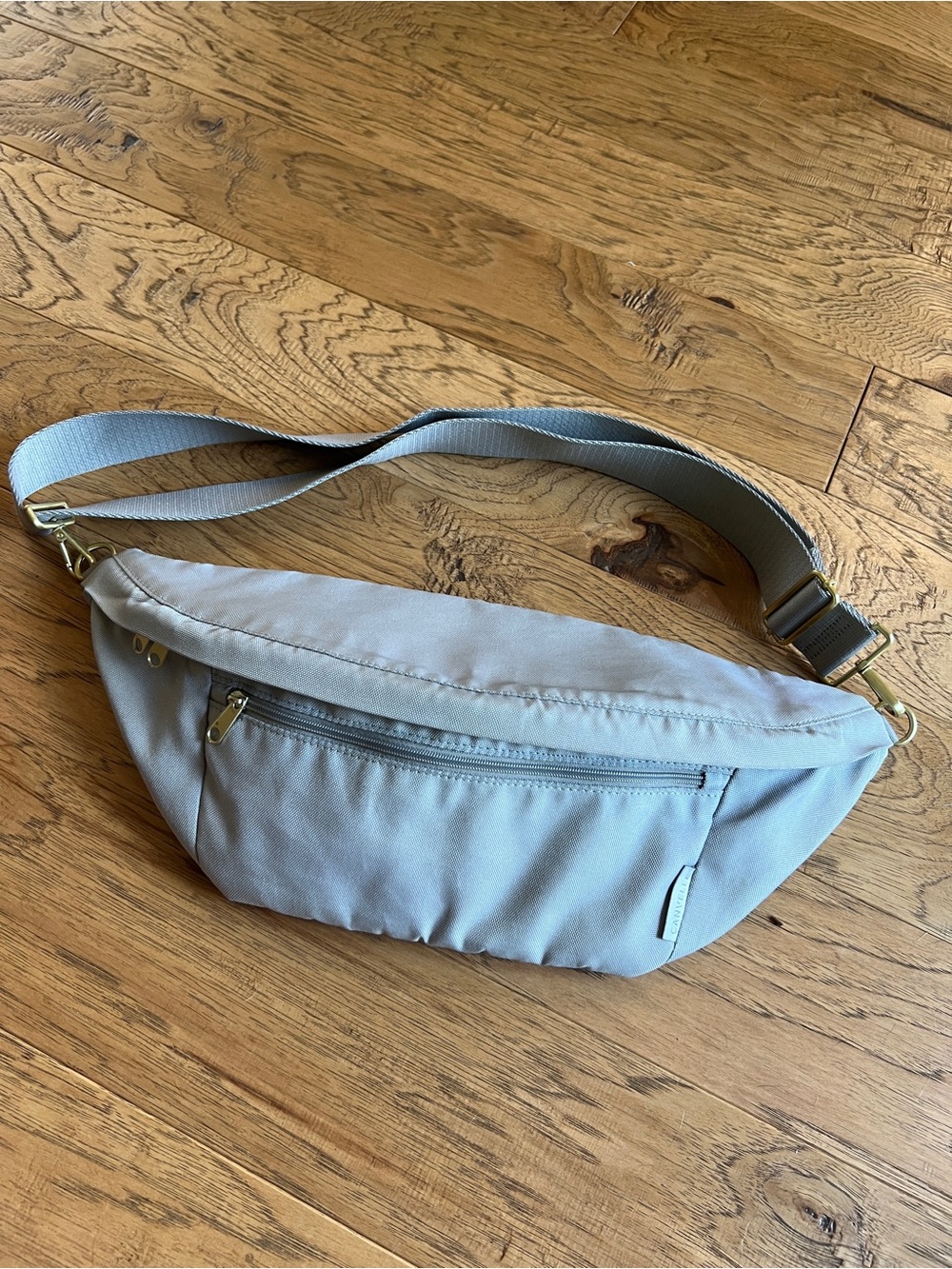 Canvelle Crossbody Fanny Pack Grey